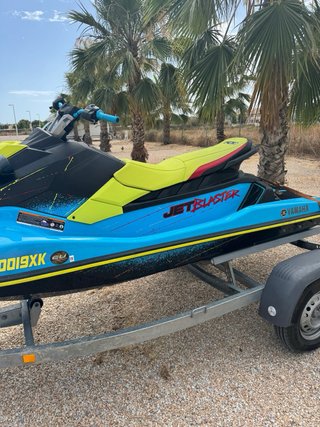 Yamaha Jet Blaster pro 3up 2024 con remolque