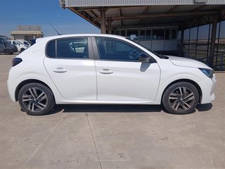 PEUGEOT 208 PureTech Allure Pack