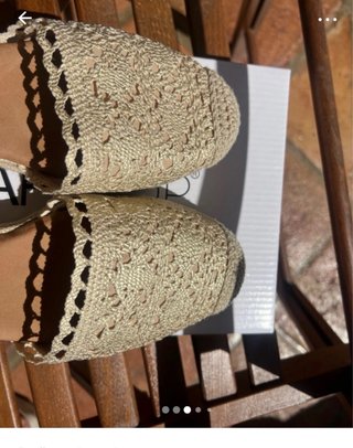ZAPSHOP Cuñas Doradas Beige