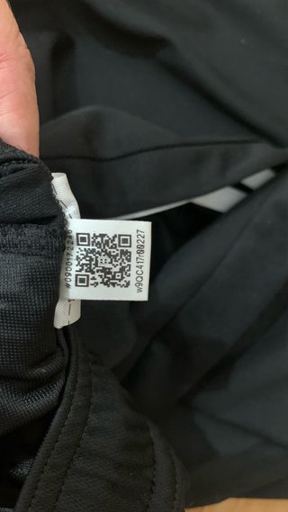 Pantalón corto Adidas negro