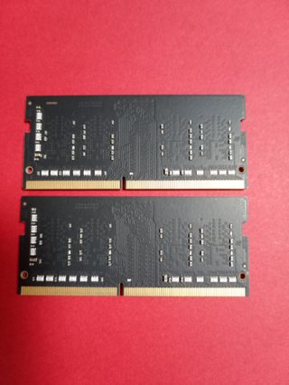 2x4GB.=8GB. DDR4 RAM 2400MHz Portátil SK HYNIX