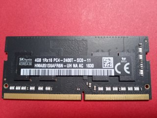 2x4GB.=8GB. DDR4 RAM 2400MHz Portátil SK HYNIX