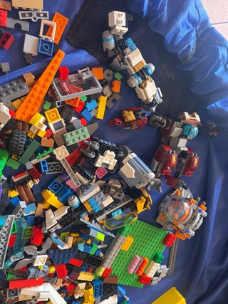 Cesta Grande LEGO Classic con Piezas