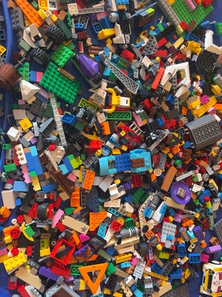 Cesta Grande LEGO Classic con Piezas