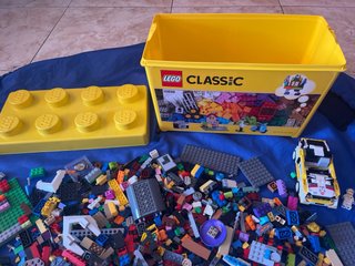 Cesta Grande LEGO Classic con Piezas