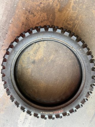 Neumático Moto 110/90-19 62M