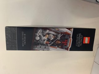 LEGO Star Wars 75339 Diorama Compactador