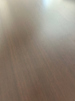 Mesa redonda con 4 sillas