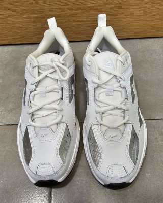 Nike MK2 Tekno Blancas y Plateadas