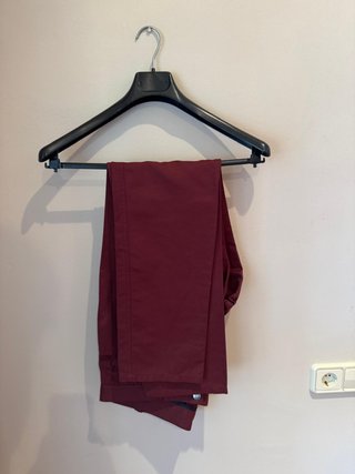 Traje Antony Morato burdeos talla 48 M