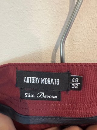 Traje Antony Morato burdeos talla 48 M