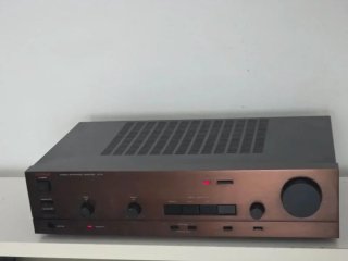 Amplificatore HiFi vintage Luxman LV-111