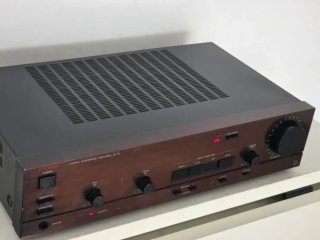 Amplificatore HiFi vintage Luxman LV-111