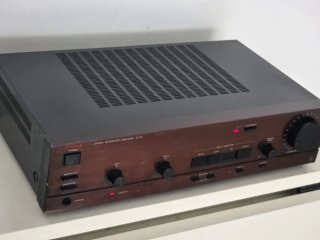 Amplificatore HiFi vintage Luxman LV-111