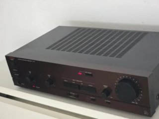Amplificatore HiFi vintage Luxman LV-111