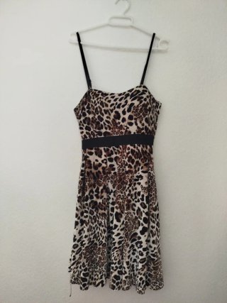 Vestido de fiesta estampado animal print