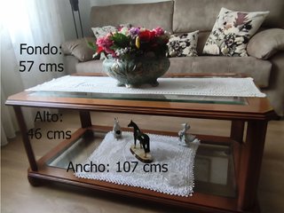 Mesa comedor extensible, sillas y mesa de cafe