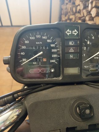 BMW K75