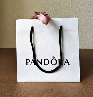 BOLSAS PANDORA LAZO ROSA