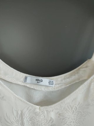 Mango Talla XS/S - Top Blanco Estampado