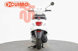 VESPA PRIMAVERA 125