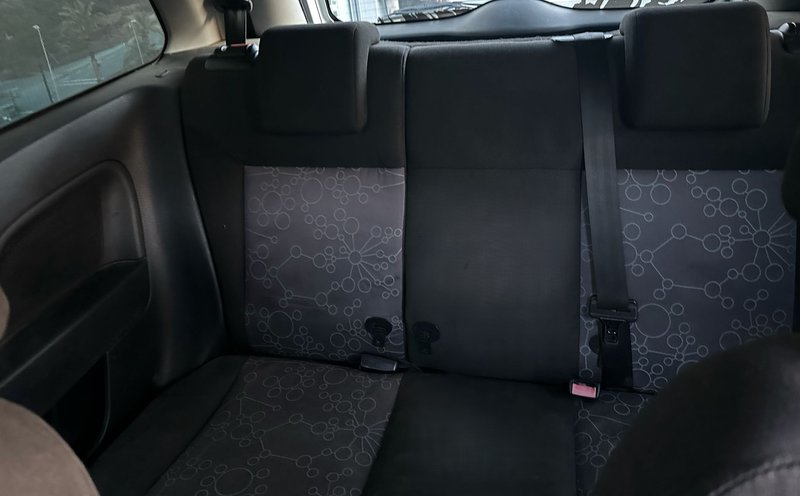 Ford Fiesta 1.4 TDCi Ambiente 2007, foto 7
