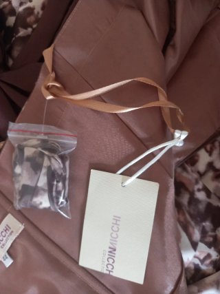 Vestido de gala bandeau con estampado Nicchi
