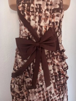 Vestido de gala bandeau con estampado Nicchi