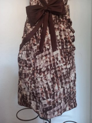 Vestido de gala bandeau con estampado Nicchi