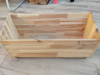 CAJA O CAJÓN CON RUEDAS GRANDE DE MADERA