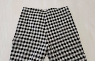 Pantalón cuadros blanco y negro