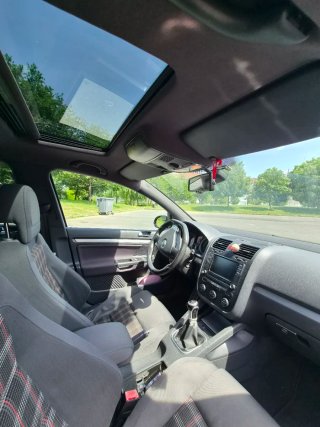 Volkswagen Golf 2004