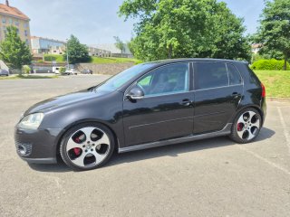 Volkswagen Golf 2004