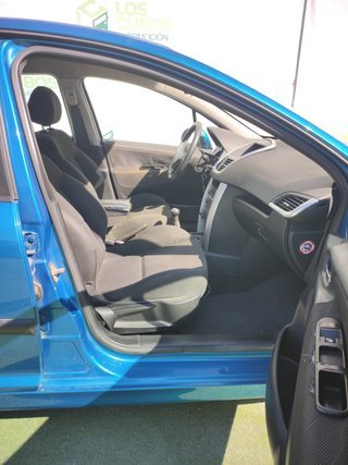 Peugeot 207 1.4 16v XS
