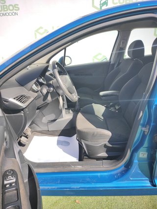 Peugeot 207 1.4 16v XS