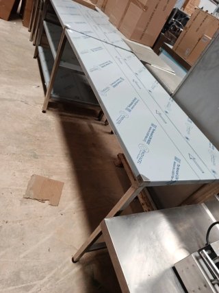 MESA ACERO 150X70 MIRA MI PERFIL