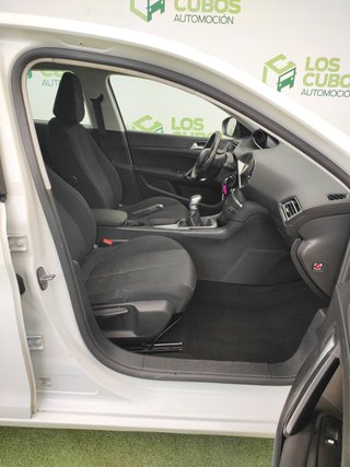 Peugeot 308 5p Business Line BlueHDi 100
