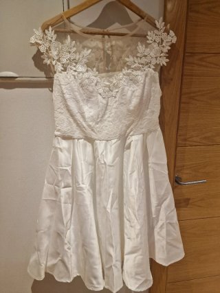 Vestido de boda blanco nuevo
