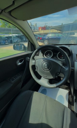 Renault Mégane Coupe-cabr. Confort Dynamique 1.9dCi