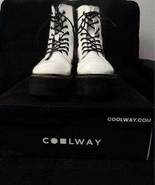 Botines charol blanco Coolway