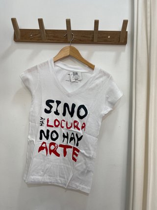 Camiseta Sino hay locura no hay arte