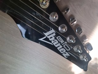 Guitarra Eléctrica Ibanez Gio + Amplificador