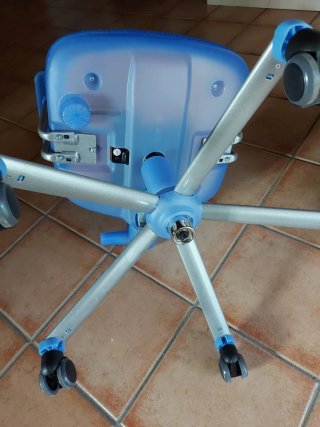 Silla de estudio ergonómica azul