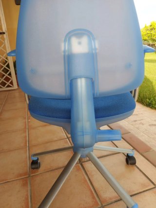 Silla de estudio ergonómica azul