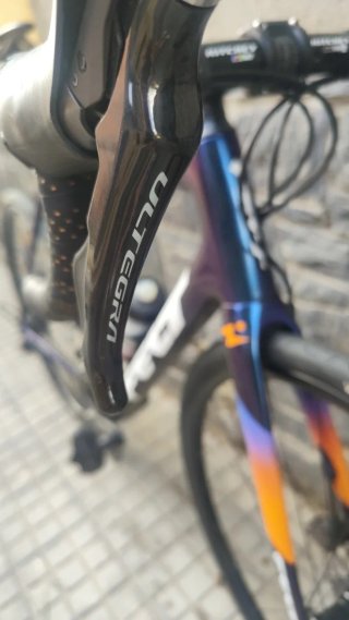 Bicicleta Felt FR carretera Carbono talla 56 L