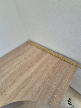 Escritorio esquinero y silla de oficina