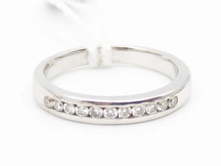 Anillo Oro 18k con Diamantes