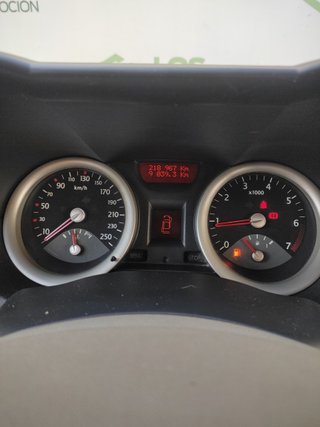 Renault Mégane SEDAN CONFORT DYNAMIQUE 1.6 16v