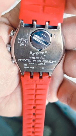Reloj Swatch Cronógrafo Rojo