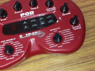 PROCESADOR MULTI - EFECTOS DE GUITARRA LINE 6 POD